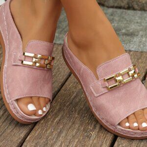 Clarks Romy™ Gold-Link Slide Sandals